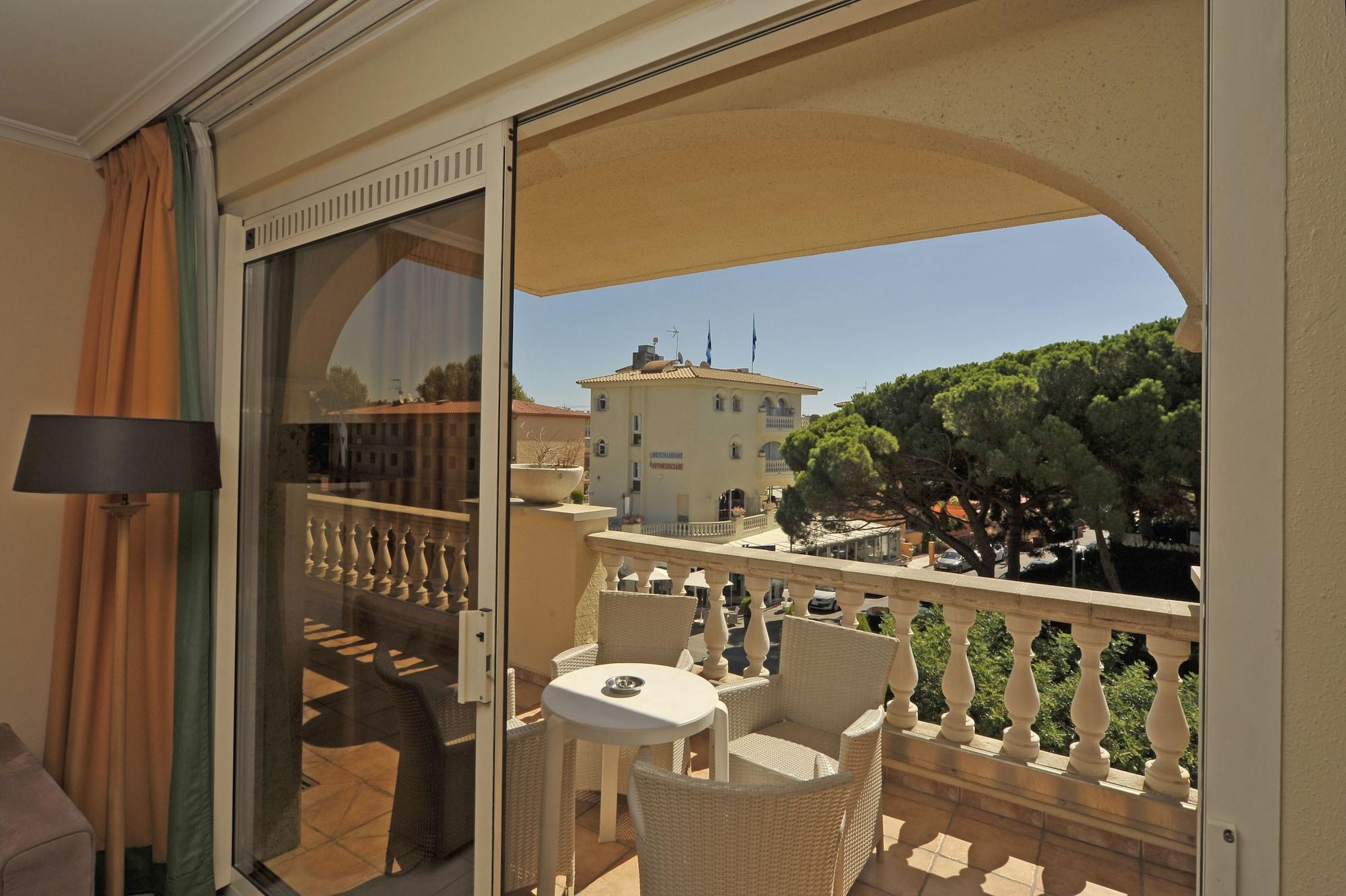 Van Der Valk Hotel Barcarola Sant Feliu de Guíxols Kültér fotó