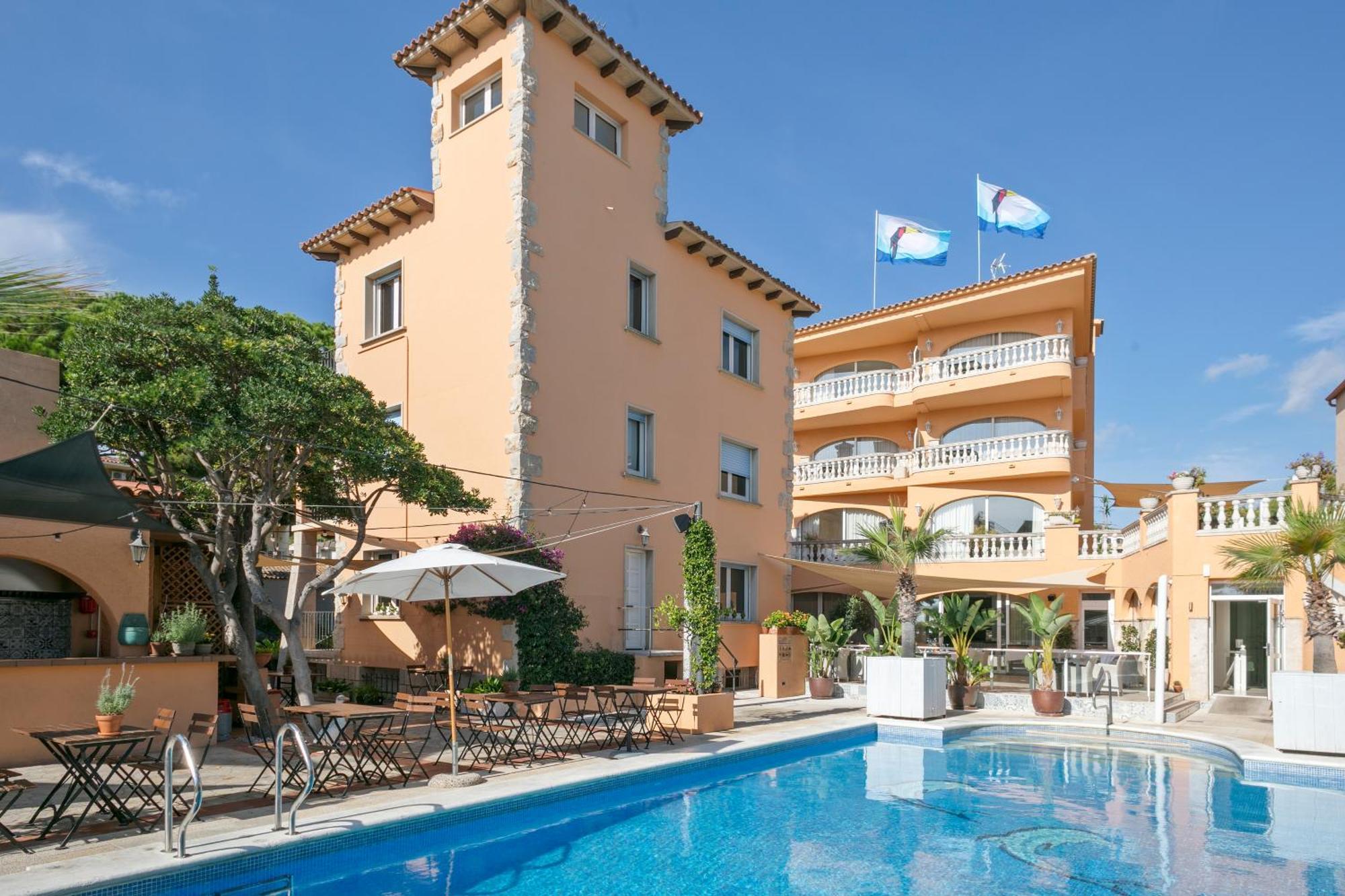 Van Der Valk Hotel Barcarola Sant Feliu de Guíxols Kültér fotó